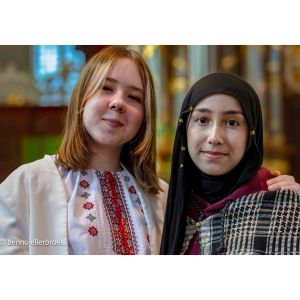 Vera Magdich en Yara Yahya